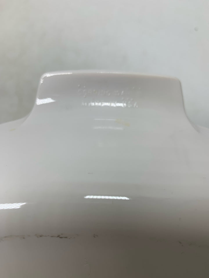 SQUARE IVY DISH W/ LID.
