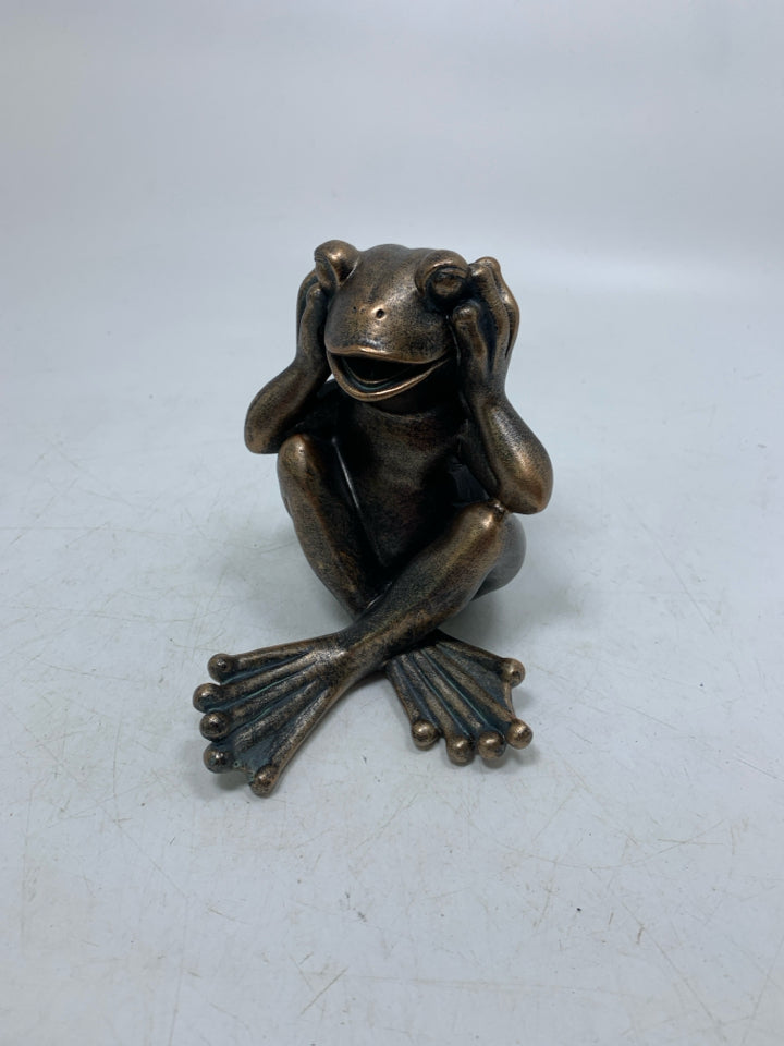 RESIN HEAR NO EVIL FROG.