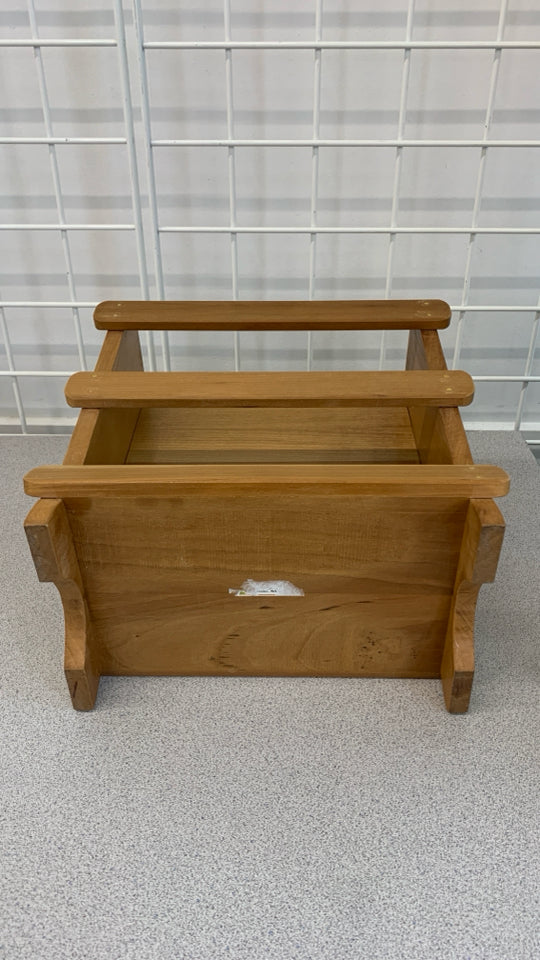 WOODEN MAGAZINE RACK.