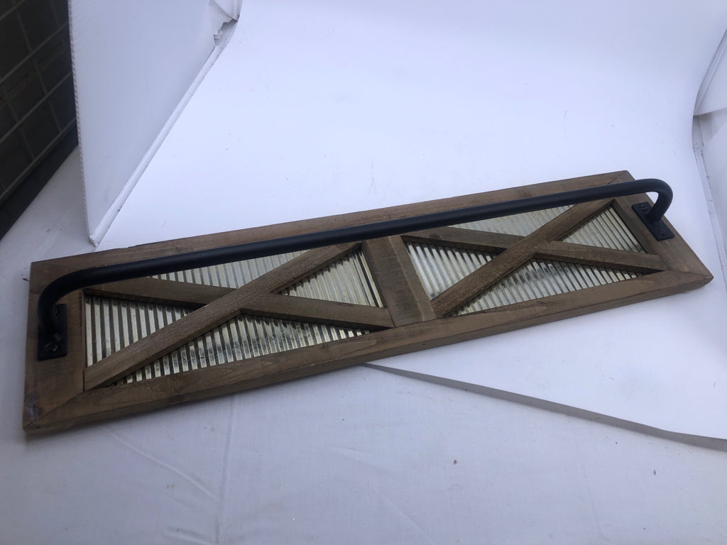 WOOD/METAL WALL ART W/ BLACK METAL TOWEL RACK.