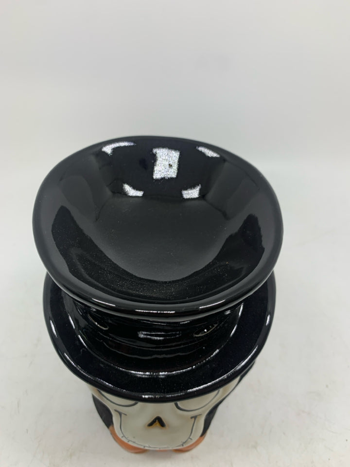 SKELETON IN TOP HAT WAX MELT- YANKEE.