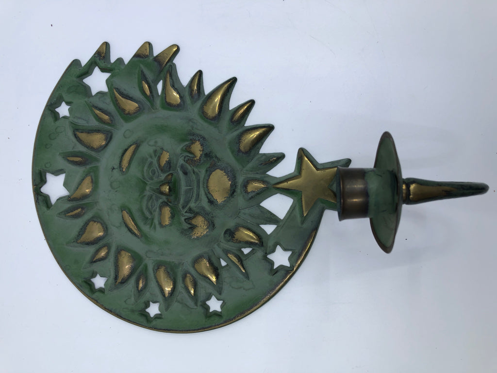 2pc METAL SUN/MOON GREEN CANDLE HOLDERS.