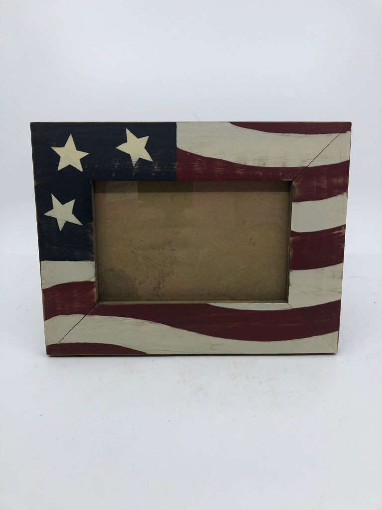 PRIMITIVE FLAG PICTURE FRAME.