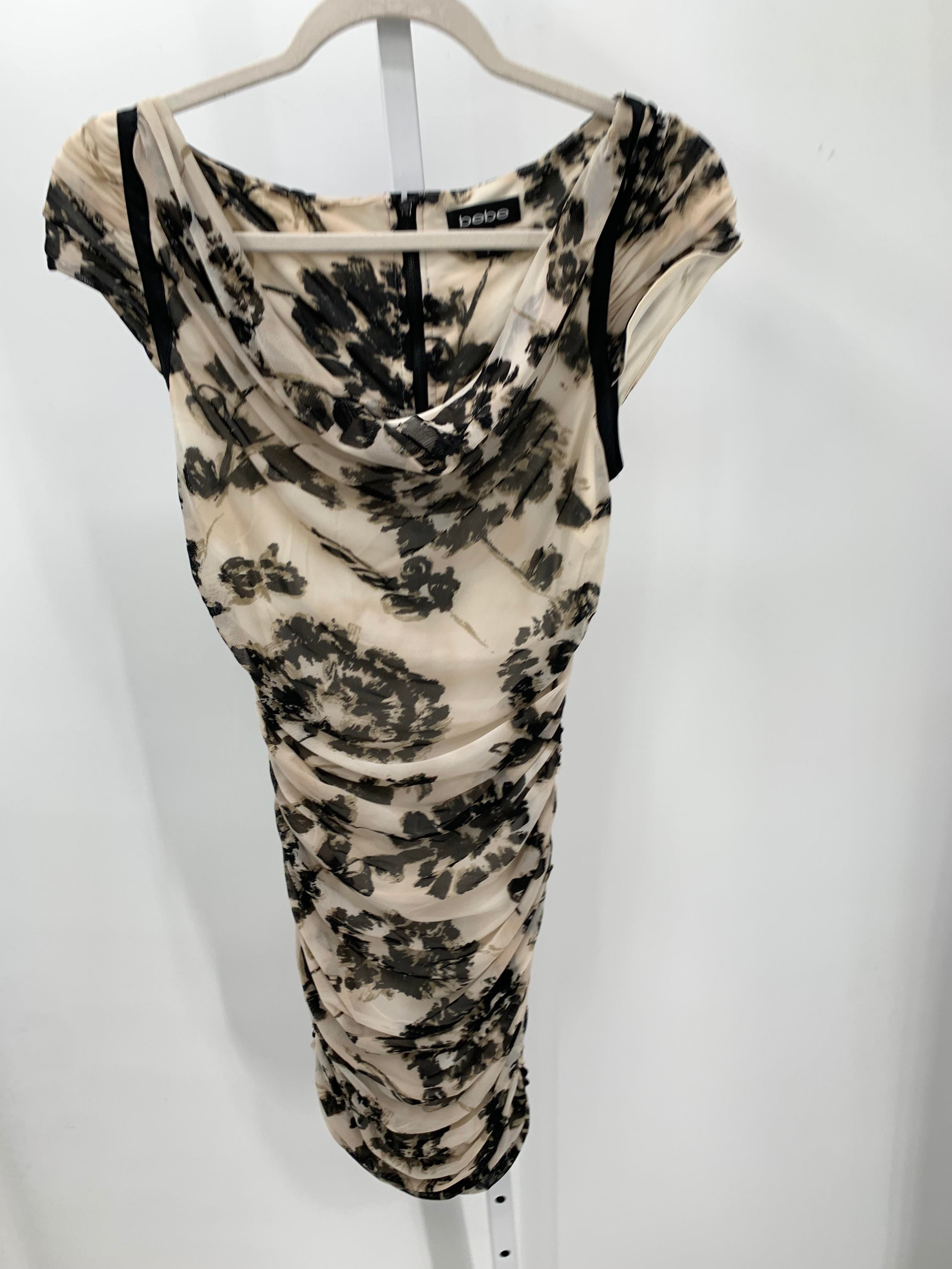 Bebe Size Small Misses Sleeveless Dress