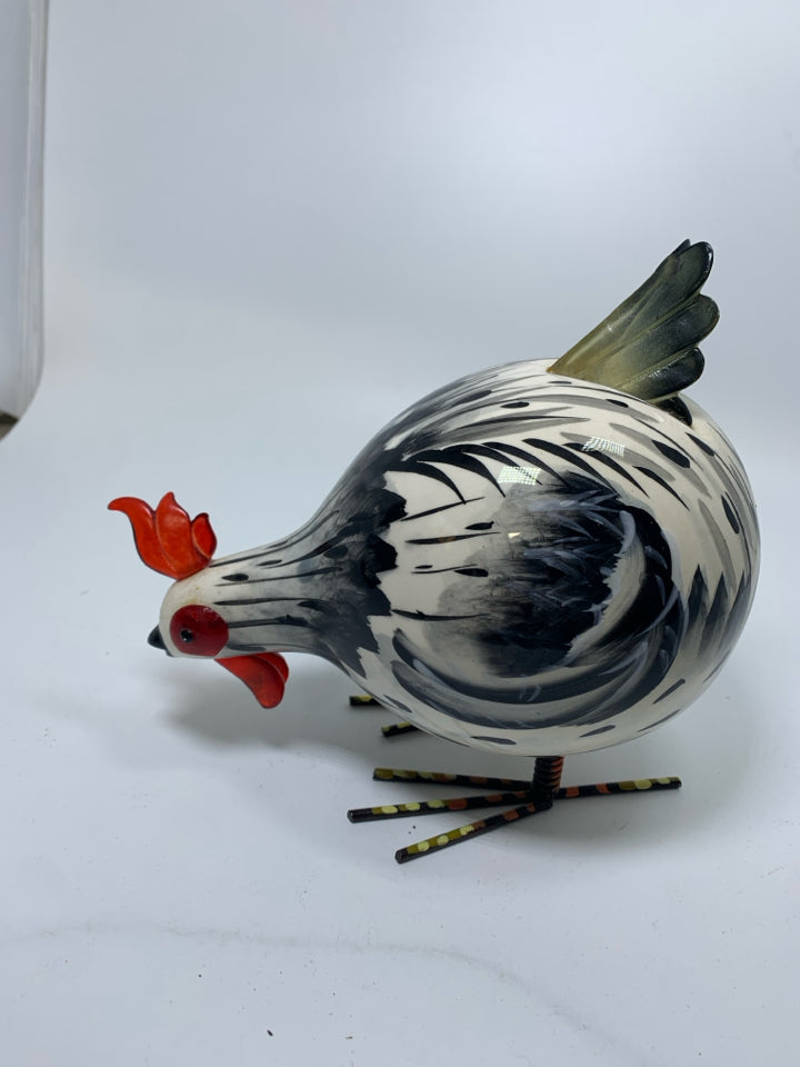 CERAMIC HEN W/ SPRING LEGS.
