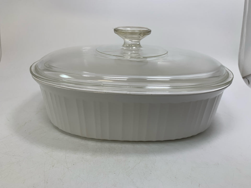 OVAL FRENCH WHITE RIBBED W/ LID.