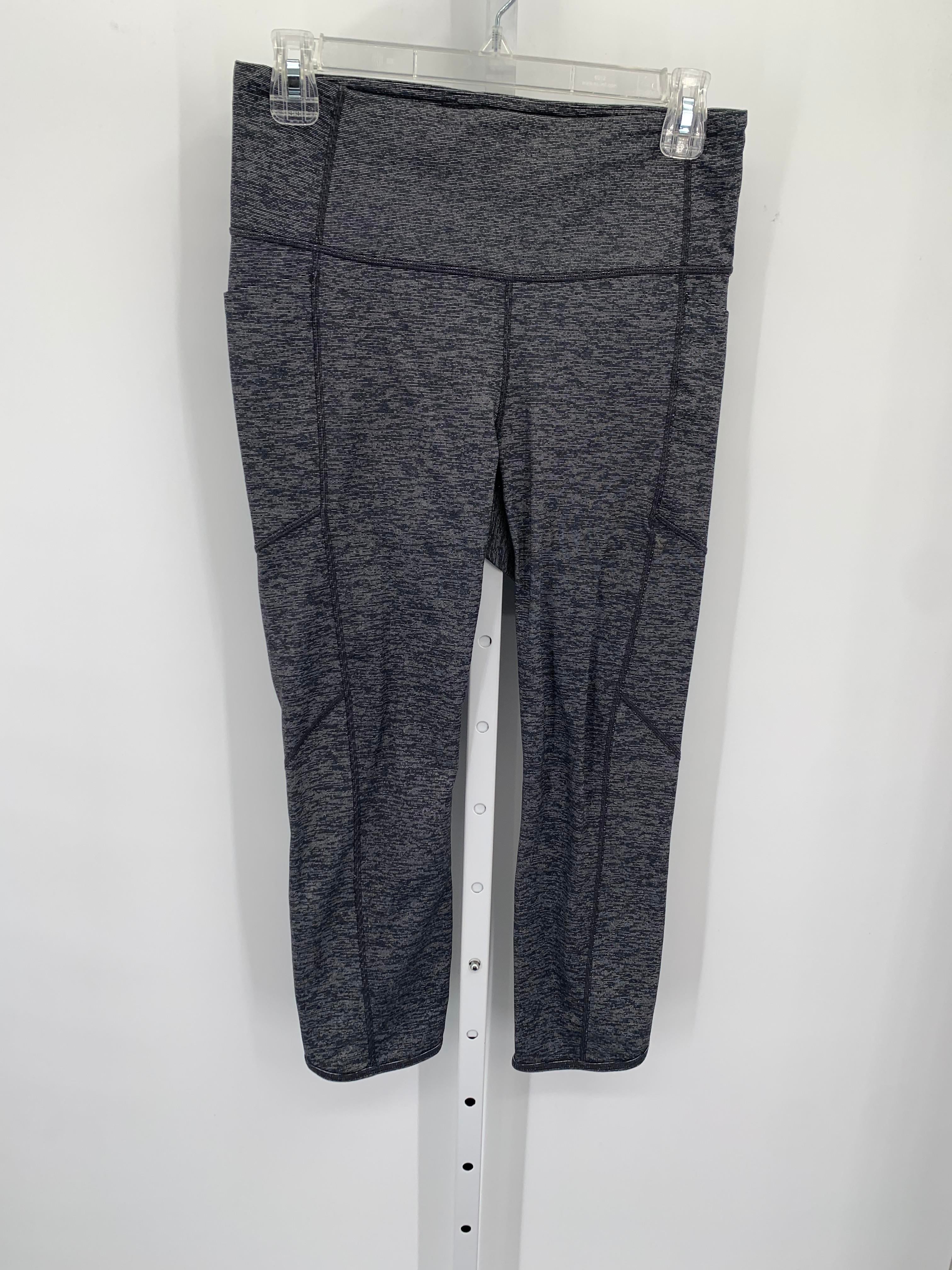 Athleta Size Medium Misses Leggings