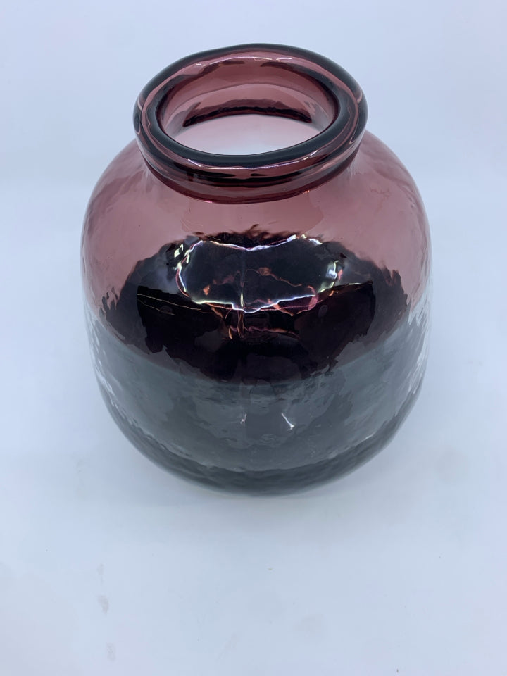 DARK PURPLE VASE TEXTURED.