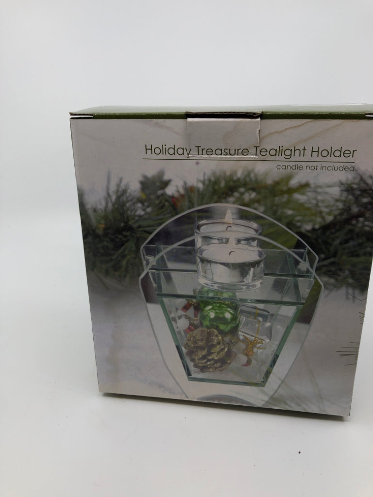 HOLIDAY TREASURE TEA LIGHT HOLDER.