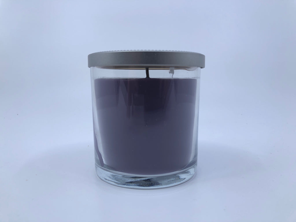 DRIED LAVENDER & OAK PURPLE YANKEE CANDLE.