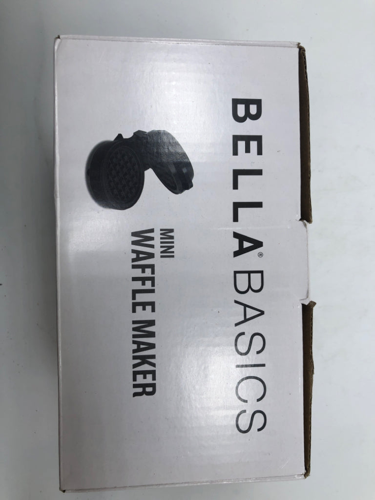 NIB BELLA BASICS MINI WAFFLE MAKER.