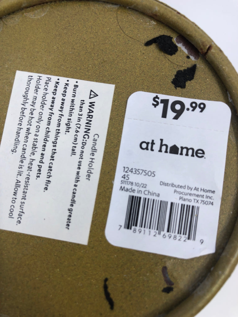 2 GOLD METAL PILLAR CANDLE HOLDERS.