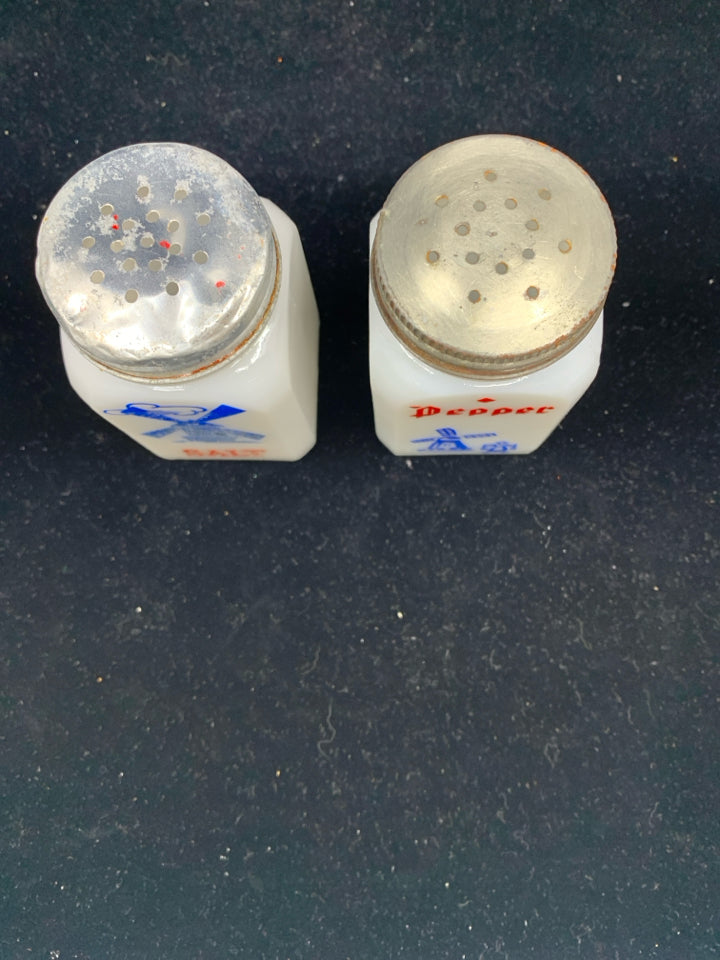 VTG WHITE WINDMILL MILK GLASS SALT AND PEPPER SHAKERS.