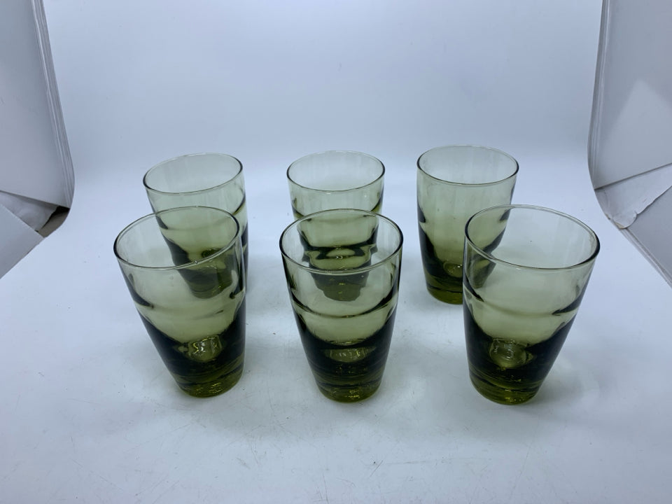 6 SMOKED GLASS SHORT TUMBLERS.