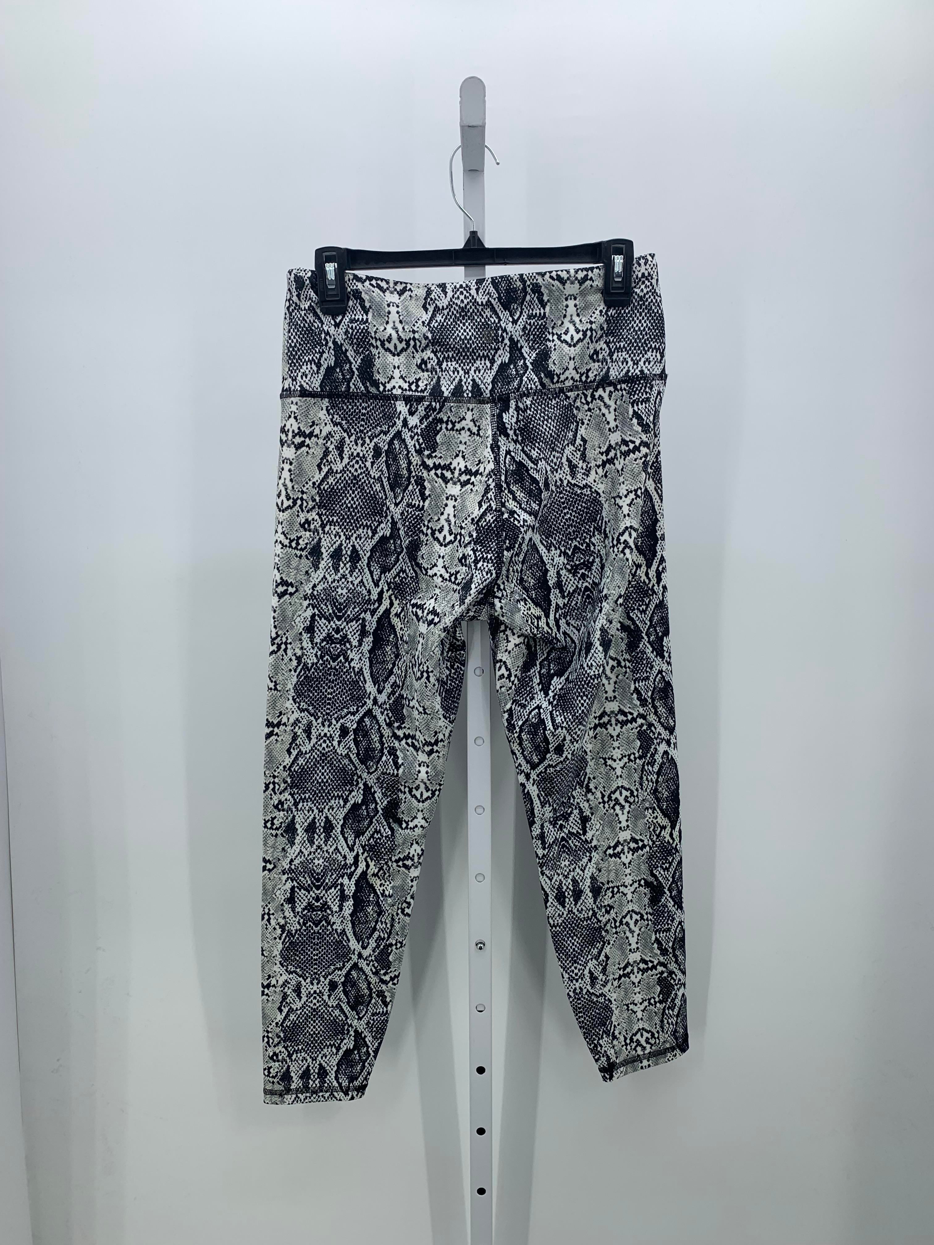 Size Extra Large Misses Leggings