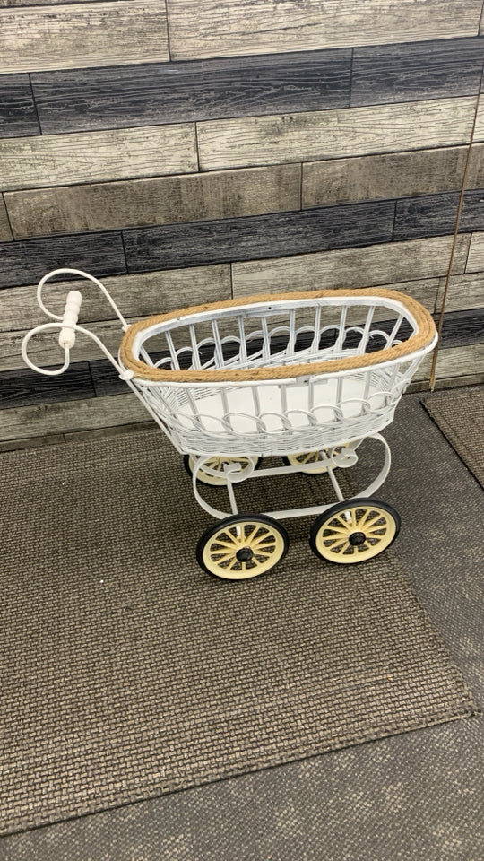 WICKER WOVEN DOLL CARRIAGE DECOR.