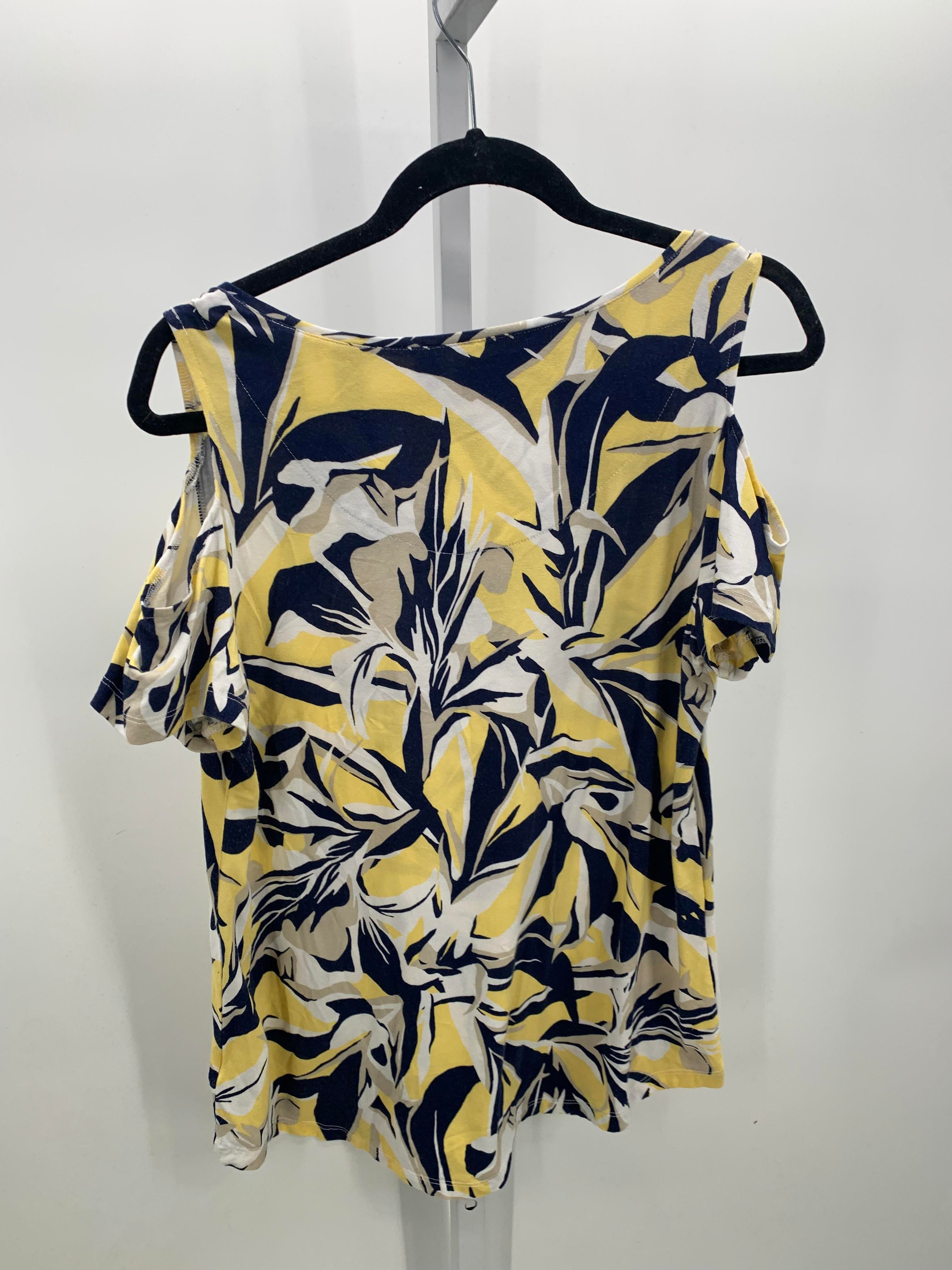 JM Collection Size Small Misses Short Sleeve Shirt
