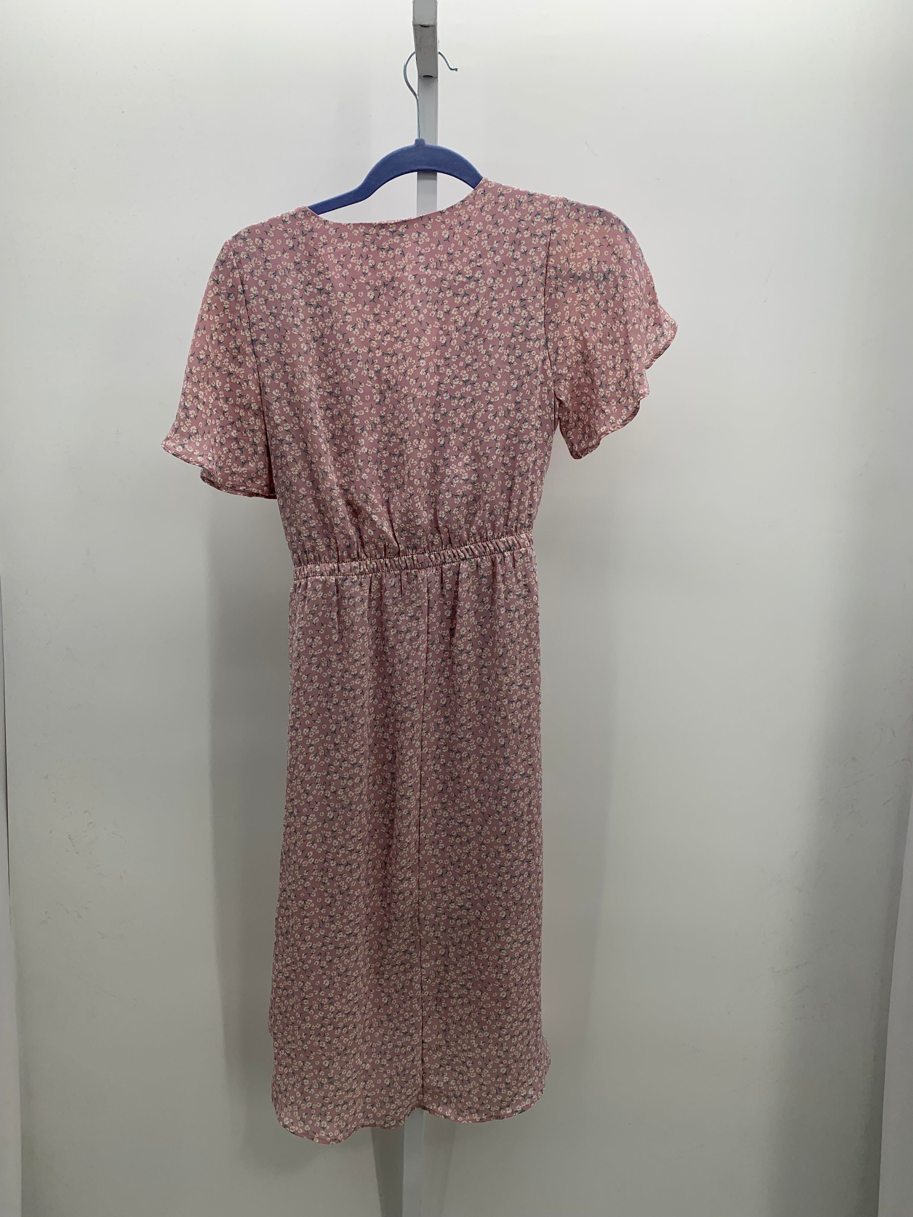 Size Small Juniors Short Sleeve Dress