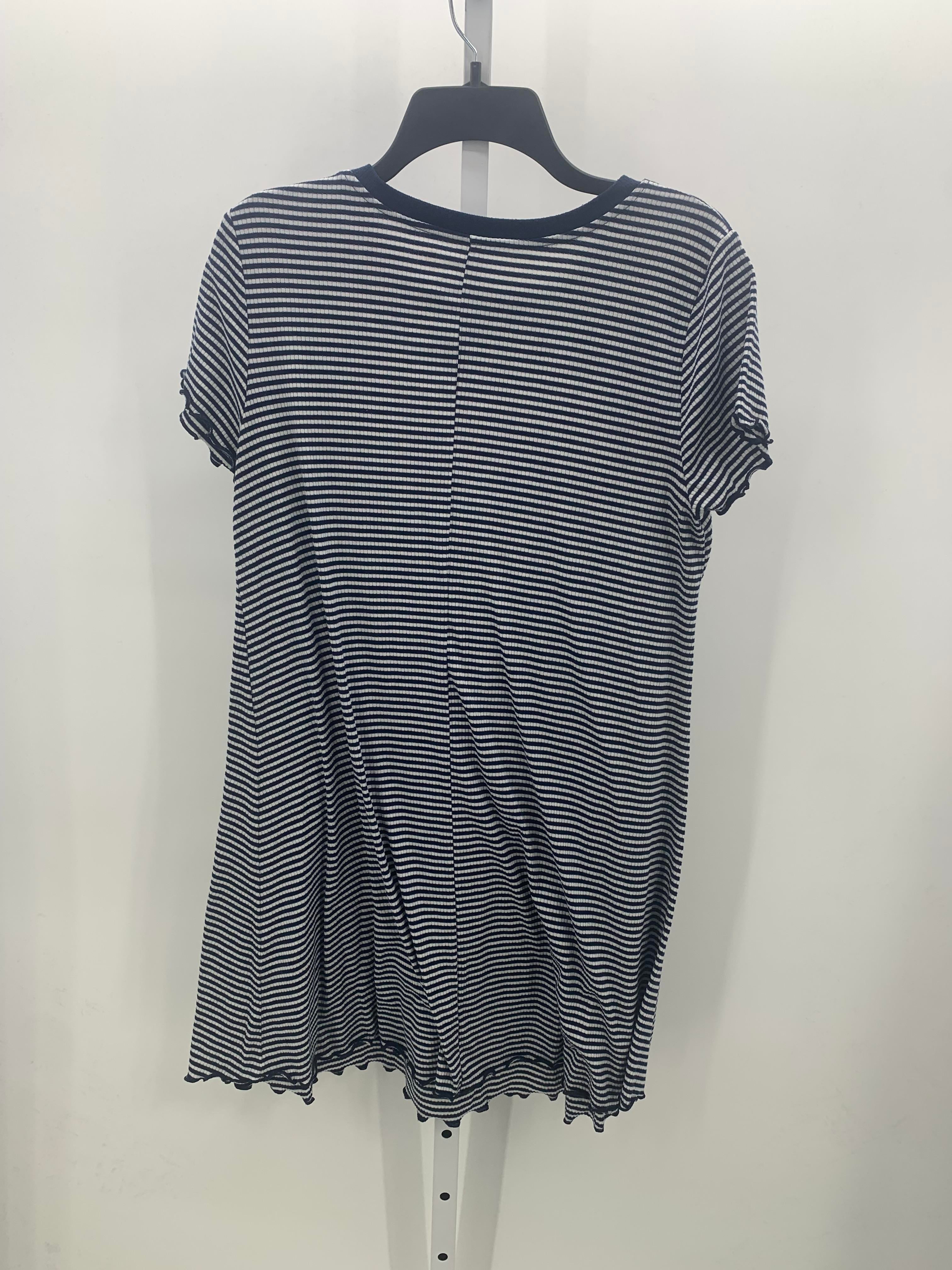 SO Size Large Juniors Short Sleeve Dress