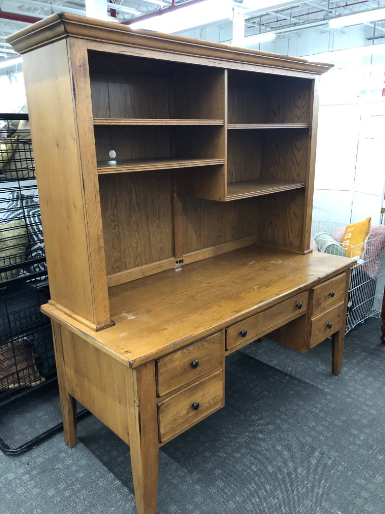 2PC SOLID WOOD DESK W/HUTCH.