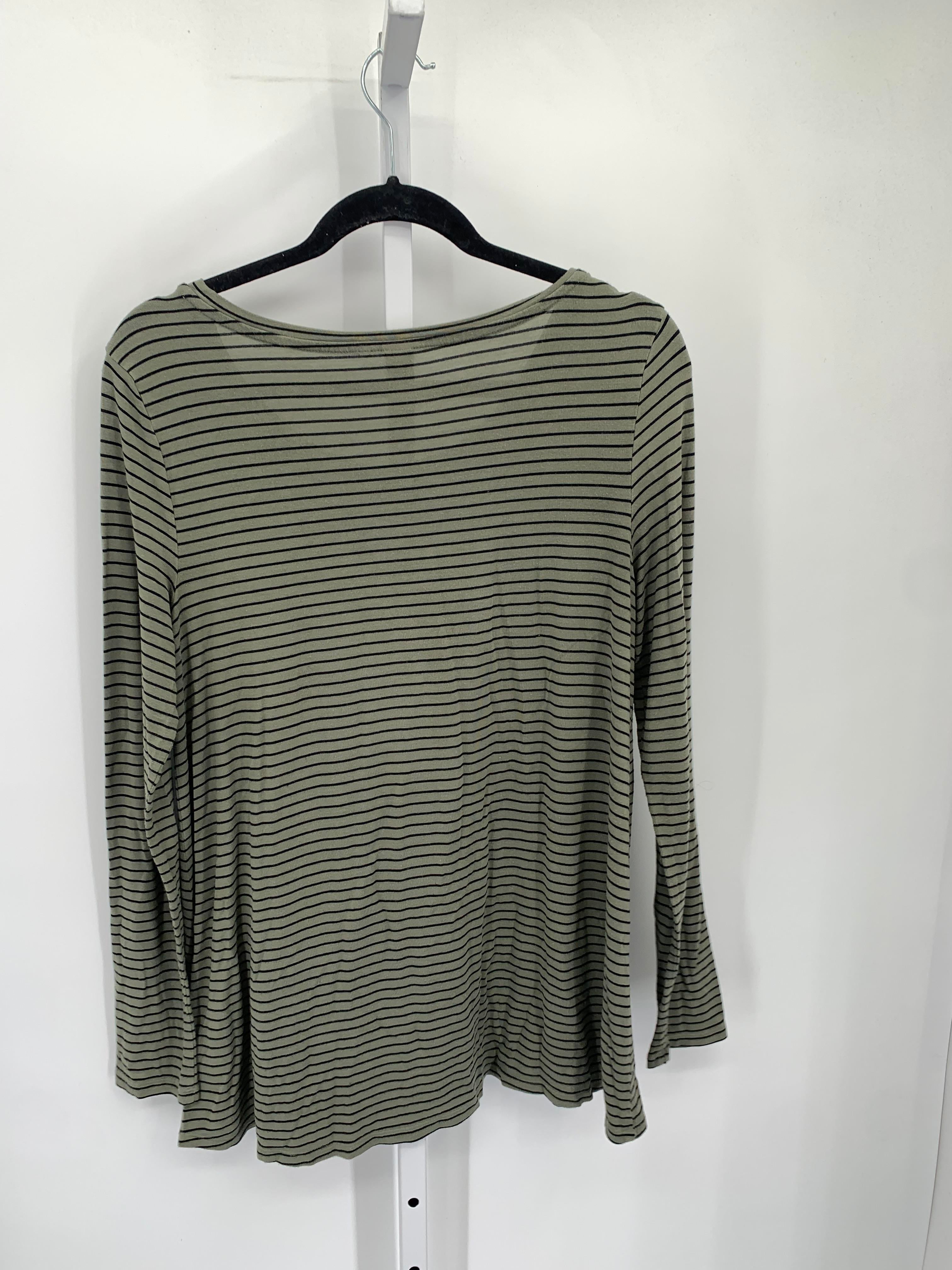 Old Navy Size Medium Misses Long Sleeve Shirt