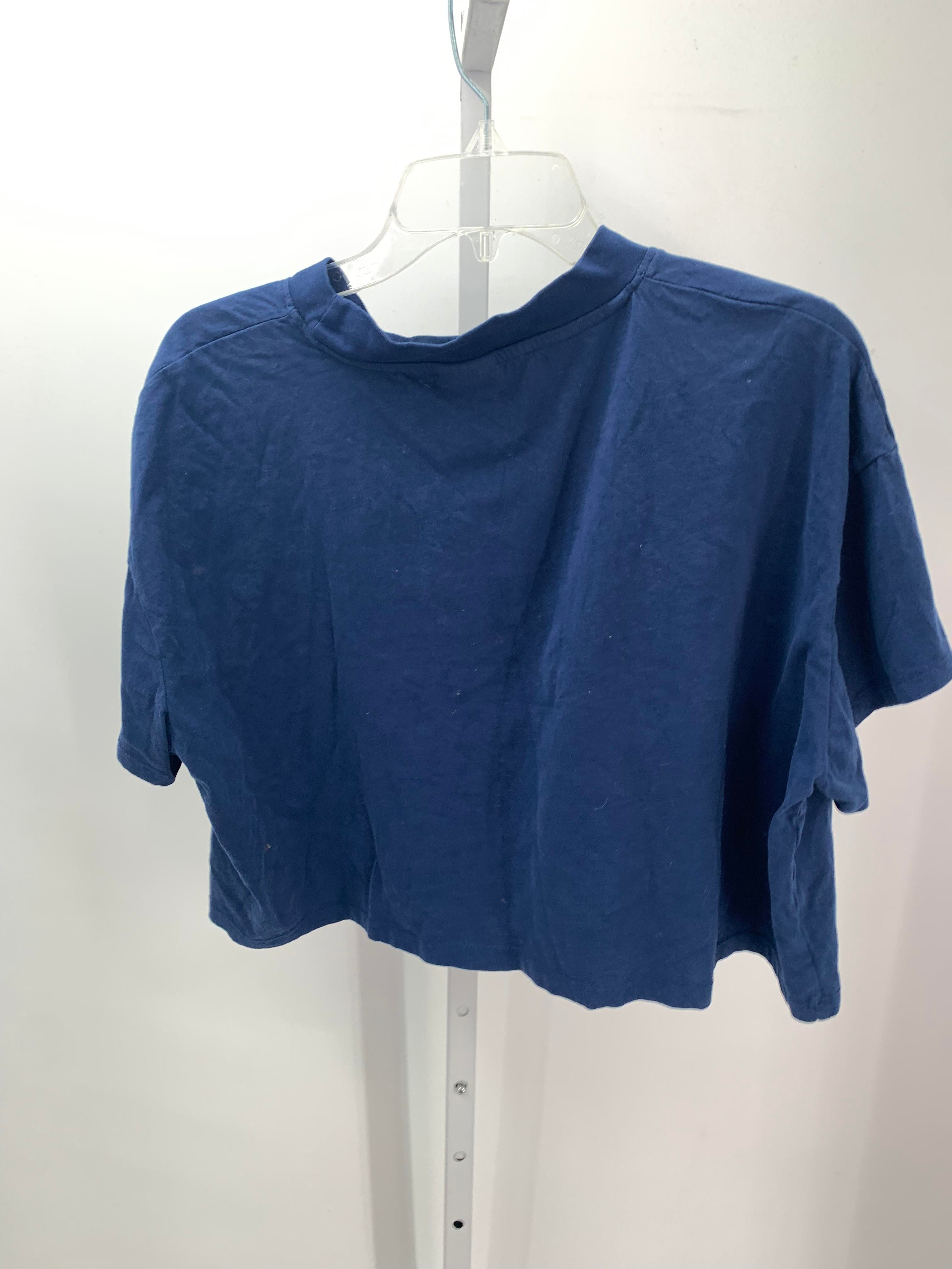 Size Extra Large Juniors Short Sleeve Shirt