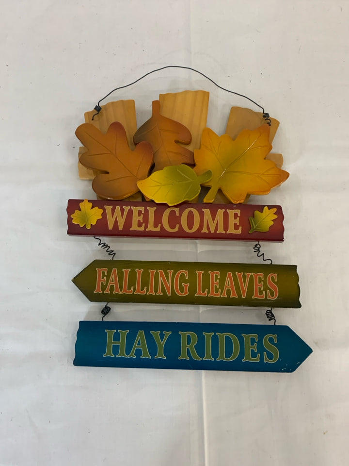 WELCOME AUTUMN LEAVES WALL HANGING.