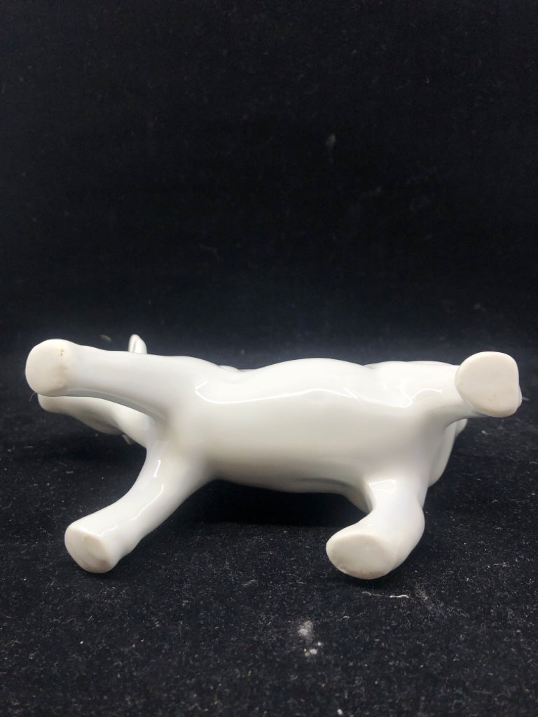 WHITE COW CREAMER.