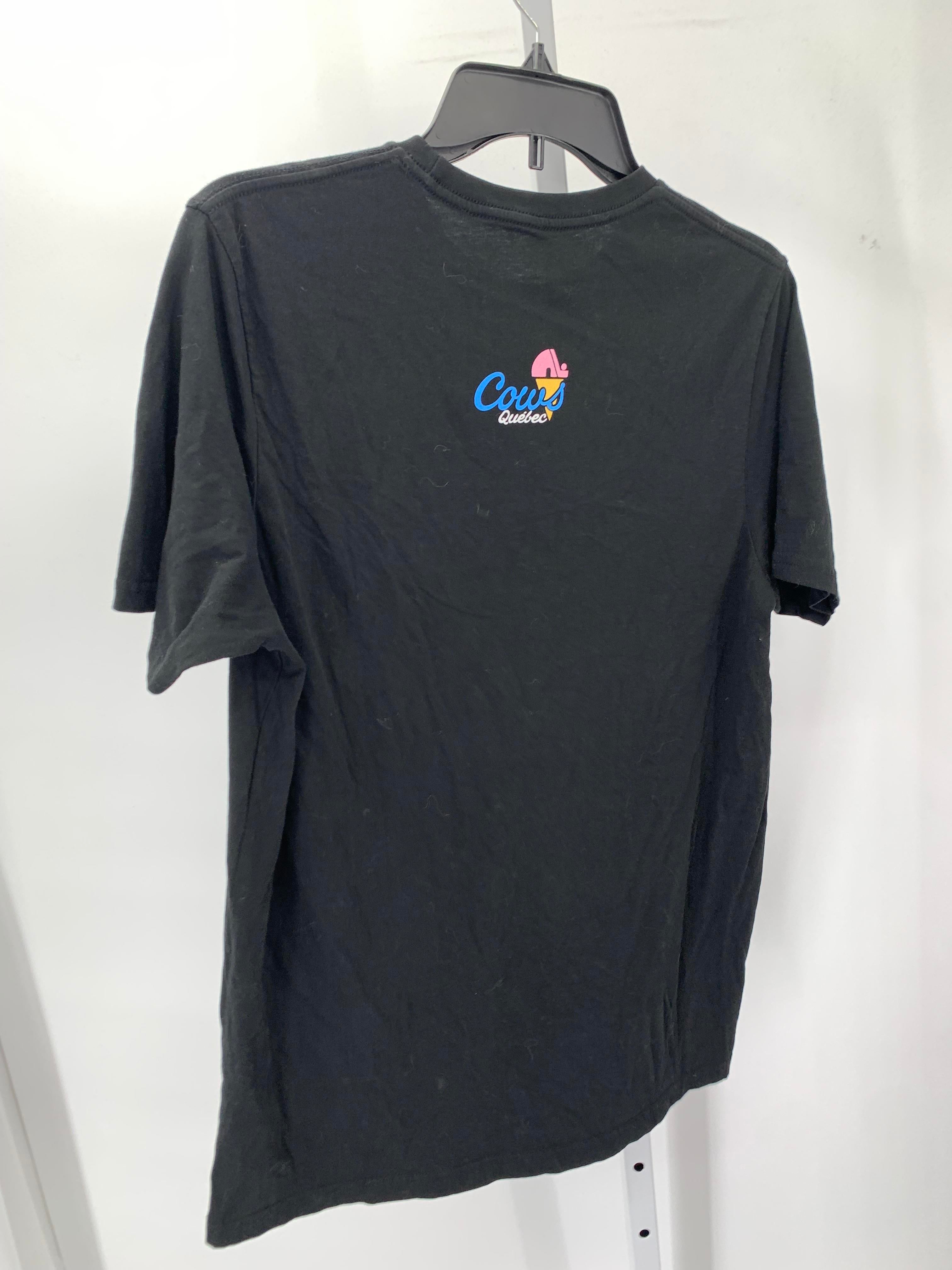 Size Medium Misses Short Sleeve Shirt