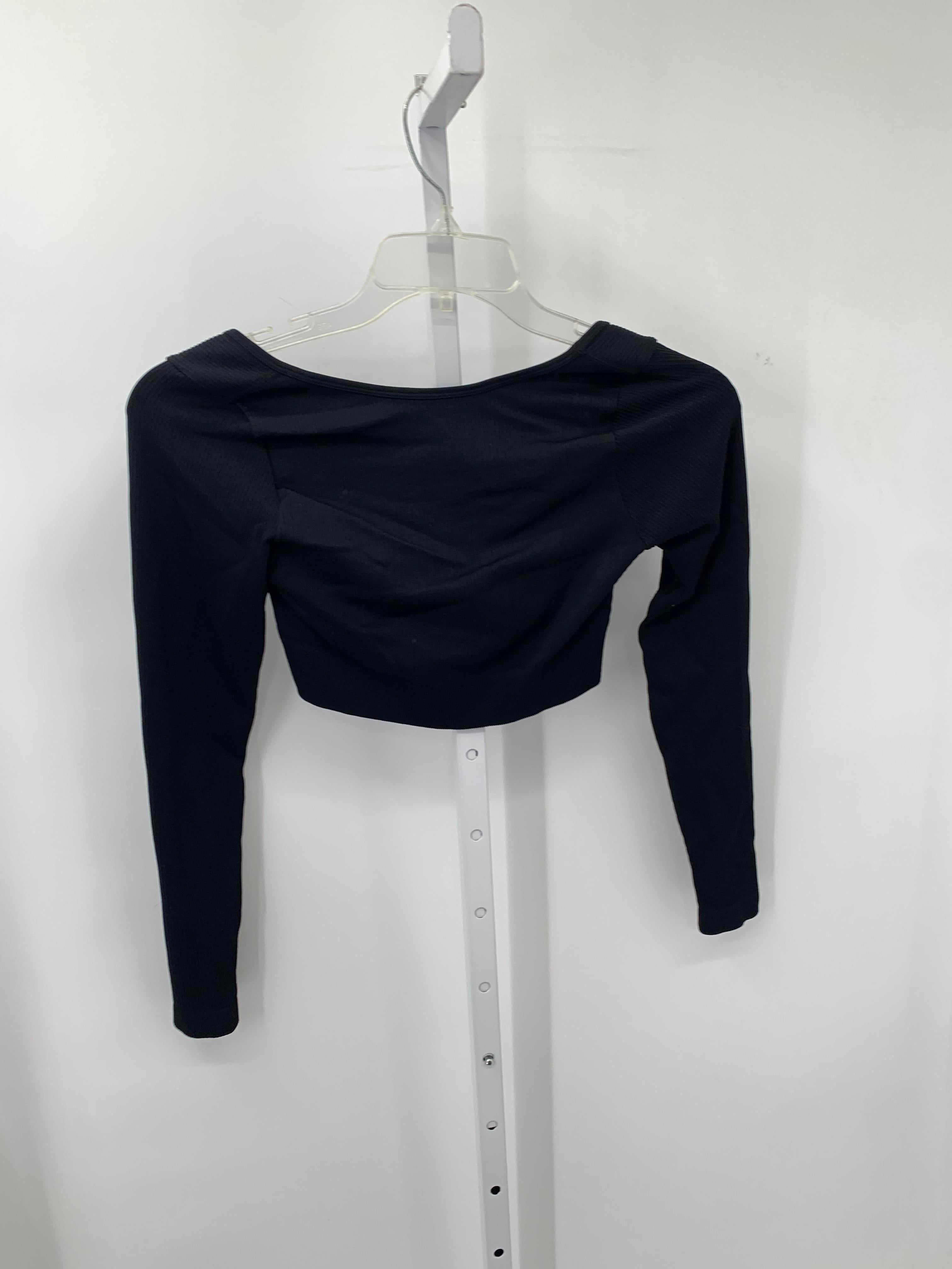 Size Medium Juniors Long Sleeve Shirt