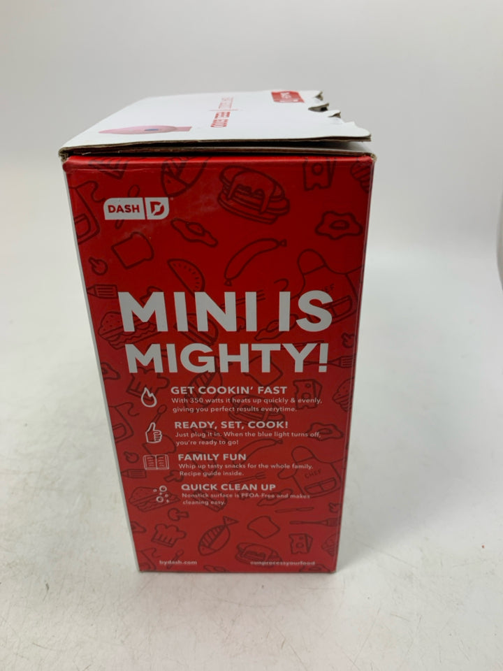 NIP MINI MAKER GRIDDLE.