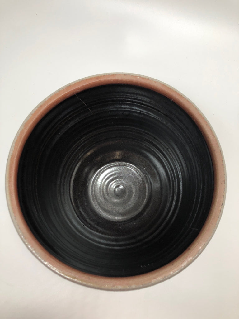 SALMON FALLS BLUEBERRY BASKET STONEWARE BOWL.