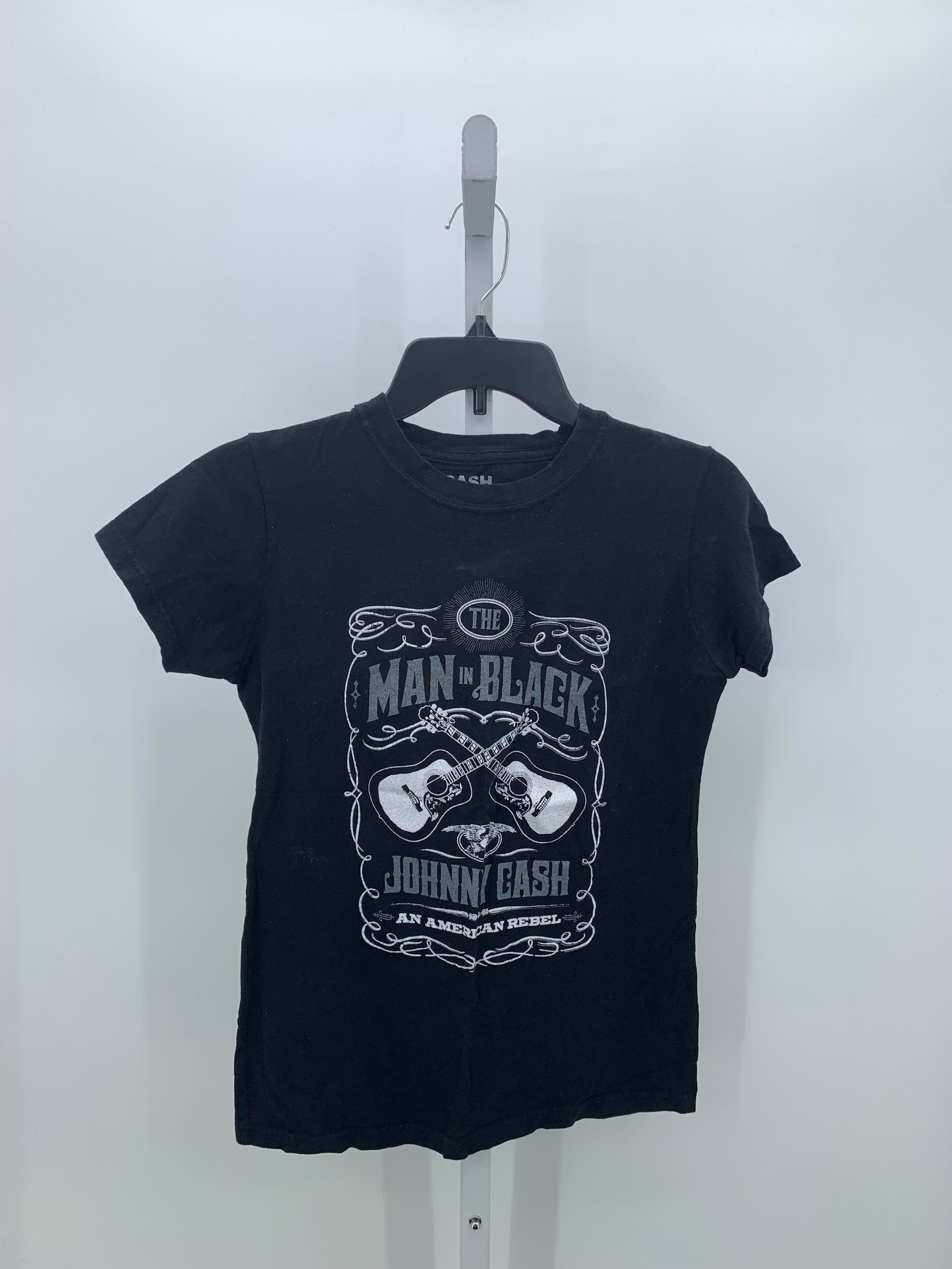 Size Medium Juniors Short Sleeve Shirt