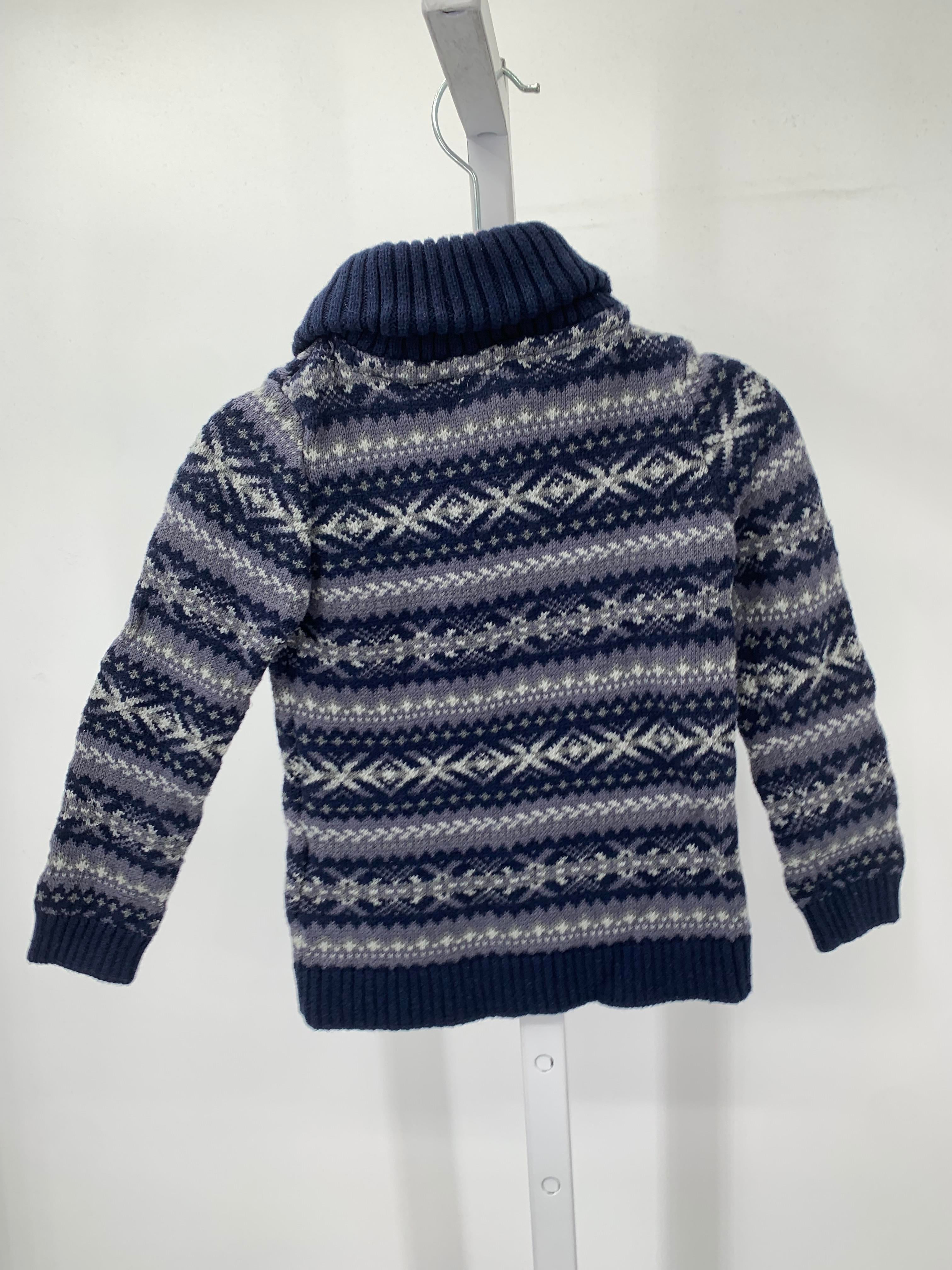 GREY PATTERN SWEATER.