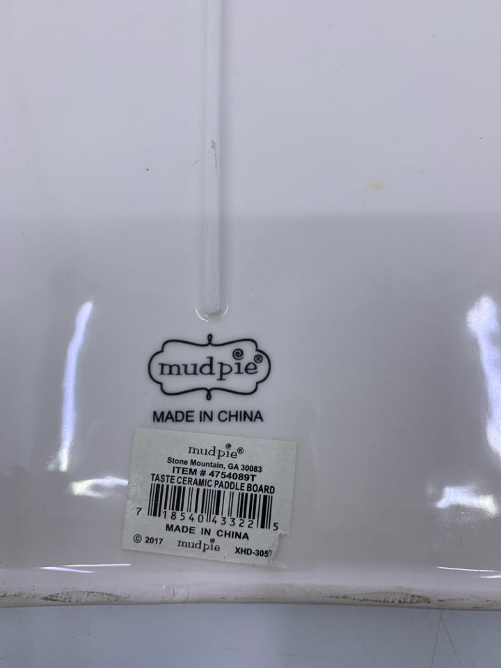 WHITE CERAMIC DEFINITION OF TASTE CHEESE BOARD.