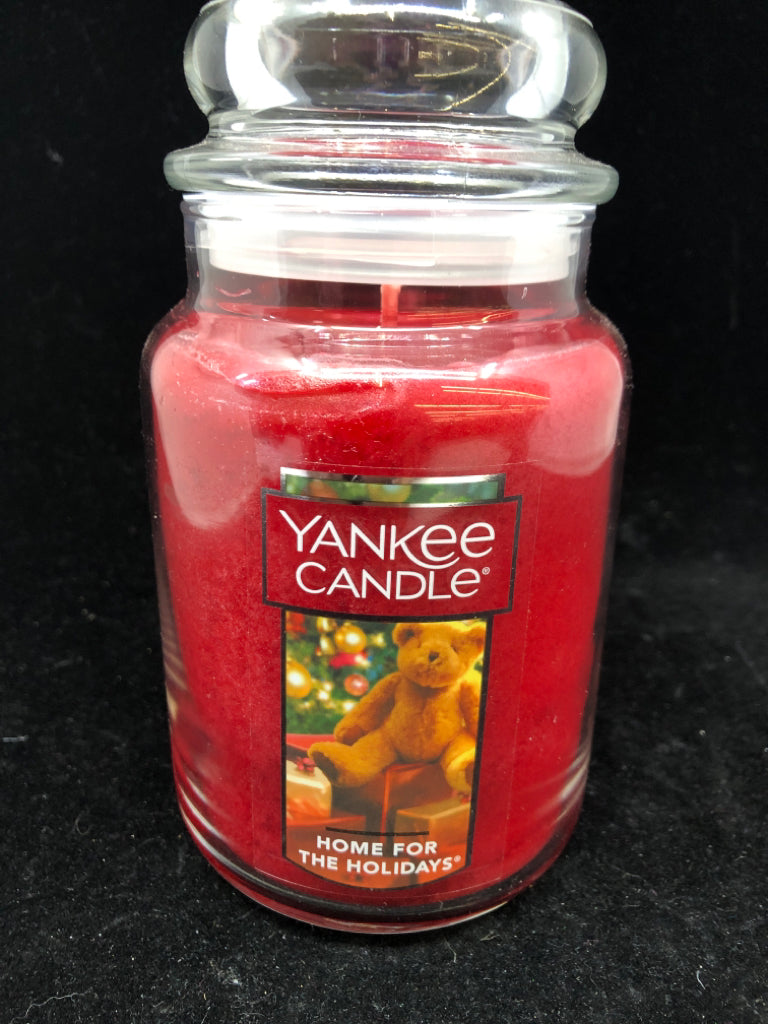 HOME FOR THE HOLIDAYS YANKEE CANDLE.