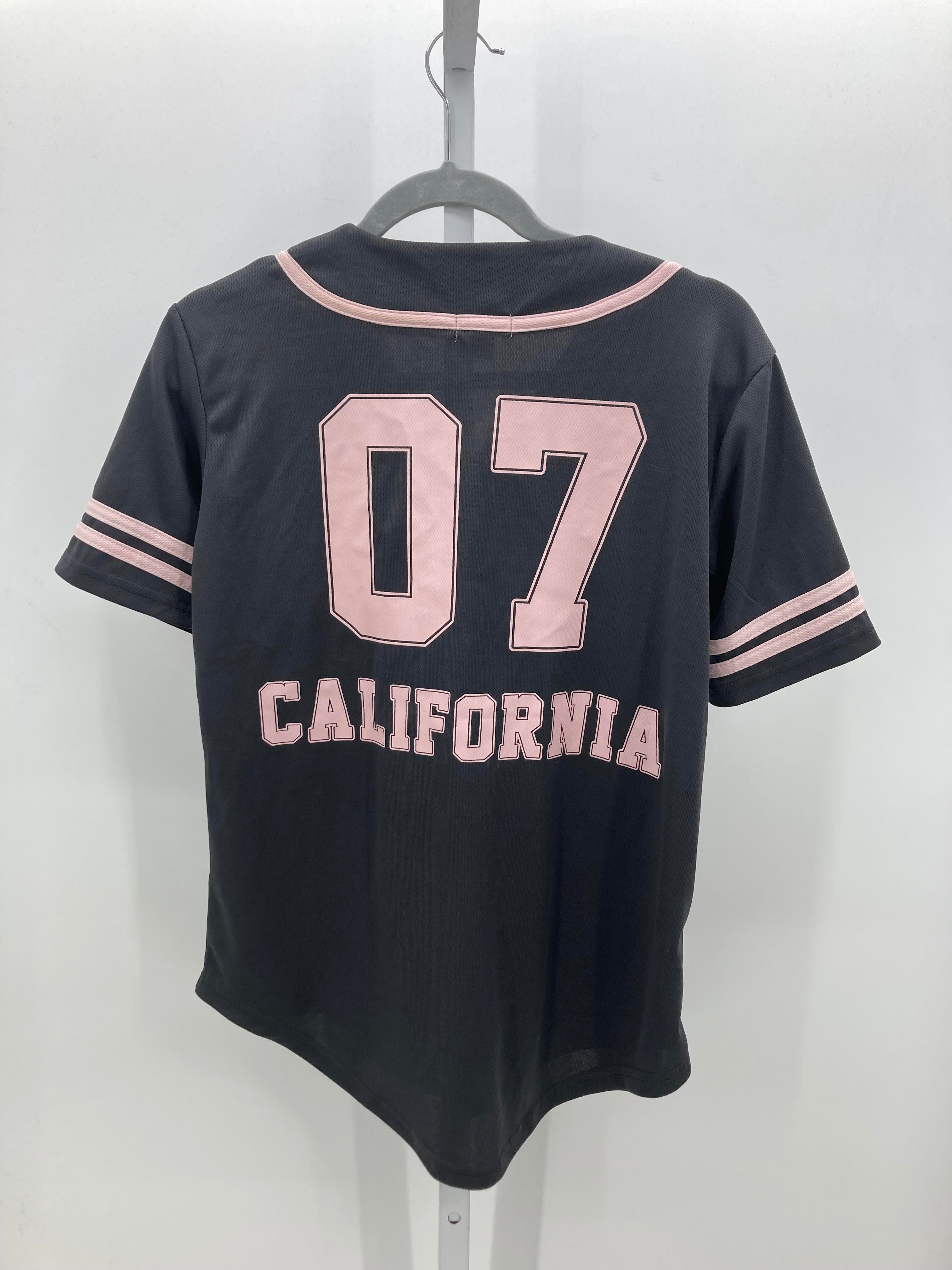 Size X Small Juniors Short Sleeve Shirt