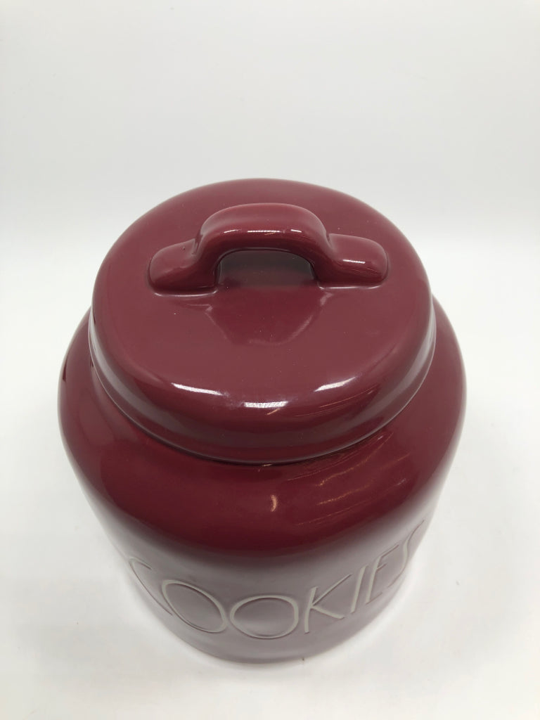 RAE DUNN MAROON COOKIE JAR.