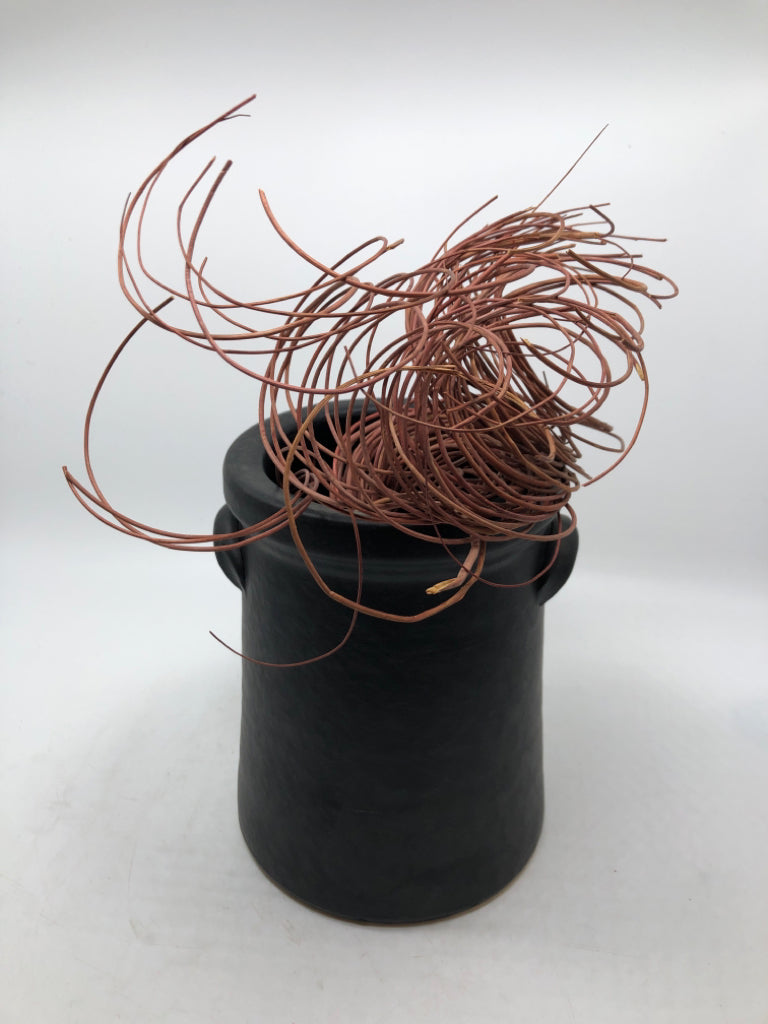 PRIMITIVE BLESS OUR HOME CERAMIC CROCK W/SWIRL STRAW FILLER.