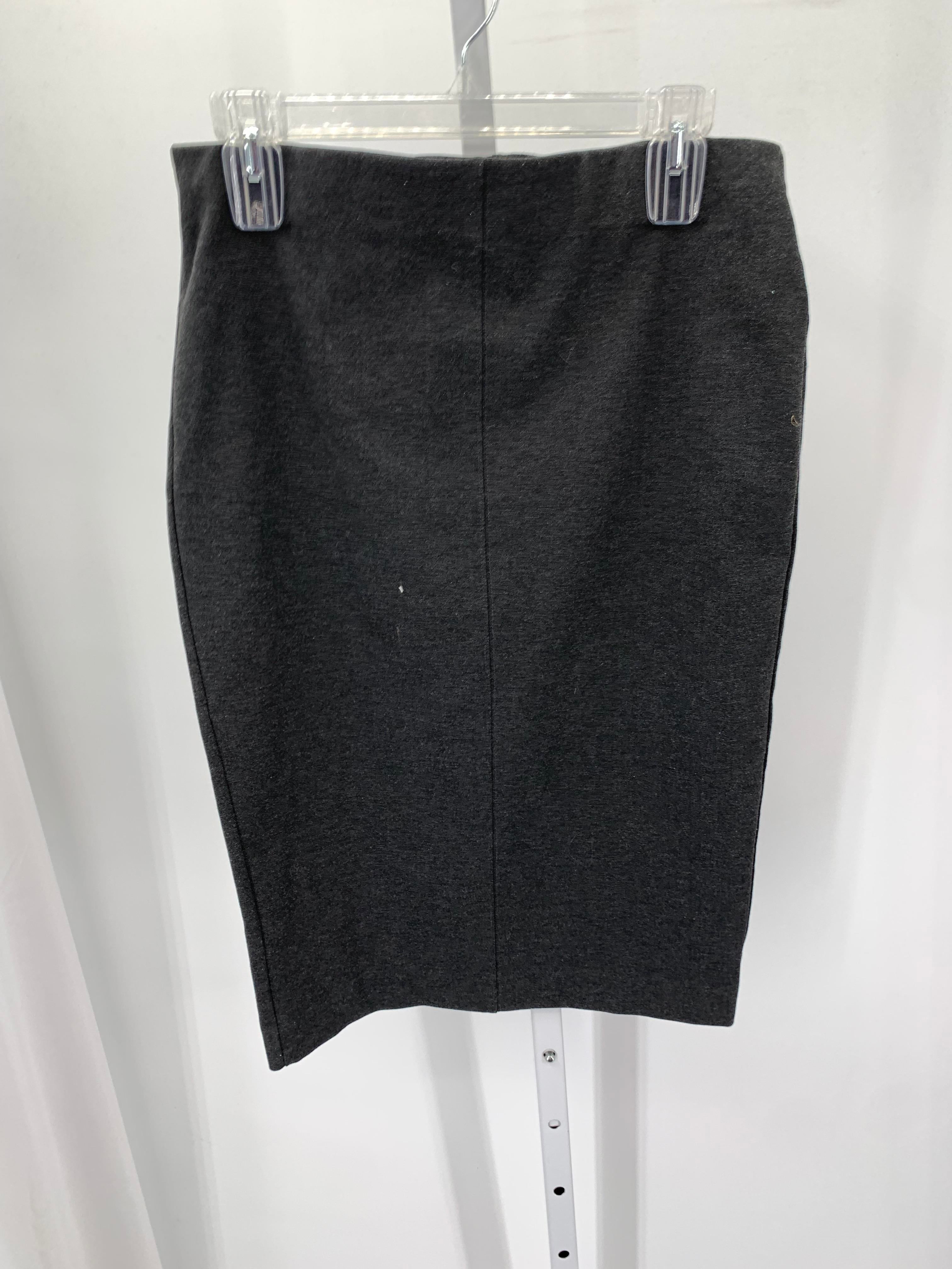 Simply Styled Size Large Misses Skirt