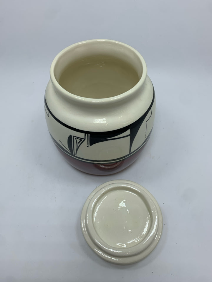 UTE MOUNTAIN GEOMETRIC POTTERY JAR W/LID.