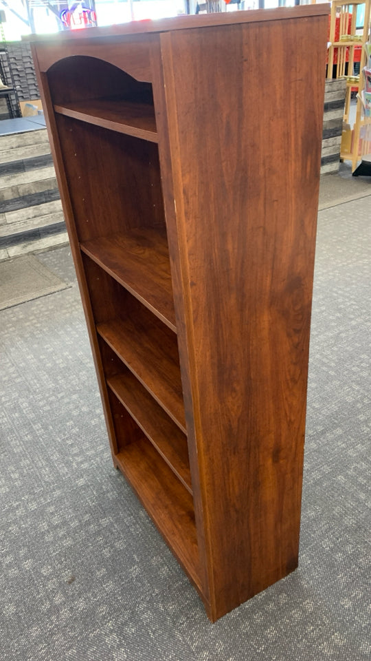 DK WOOD 5 SHELF BOOKSHELF.