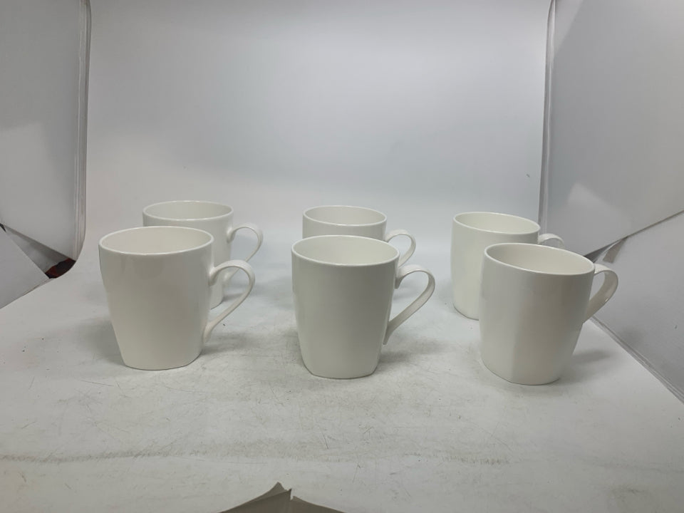 6 STUDIO TU QUATTRO FINE BONE CHINA MUGS.
