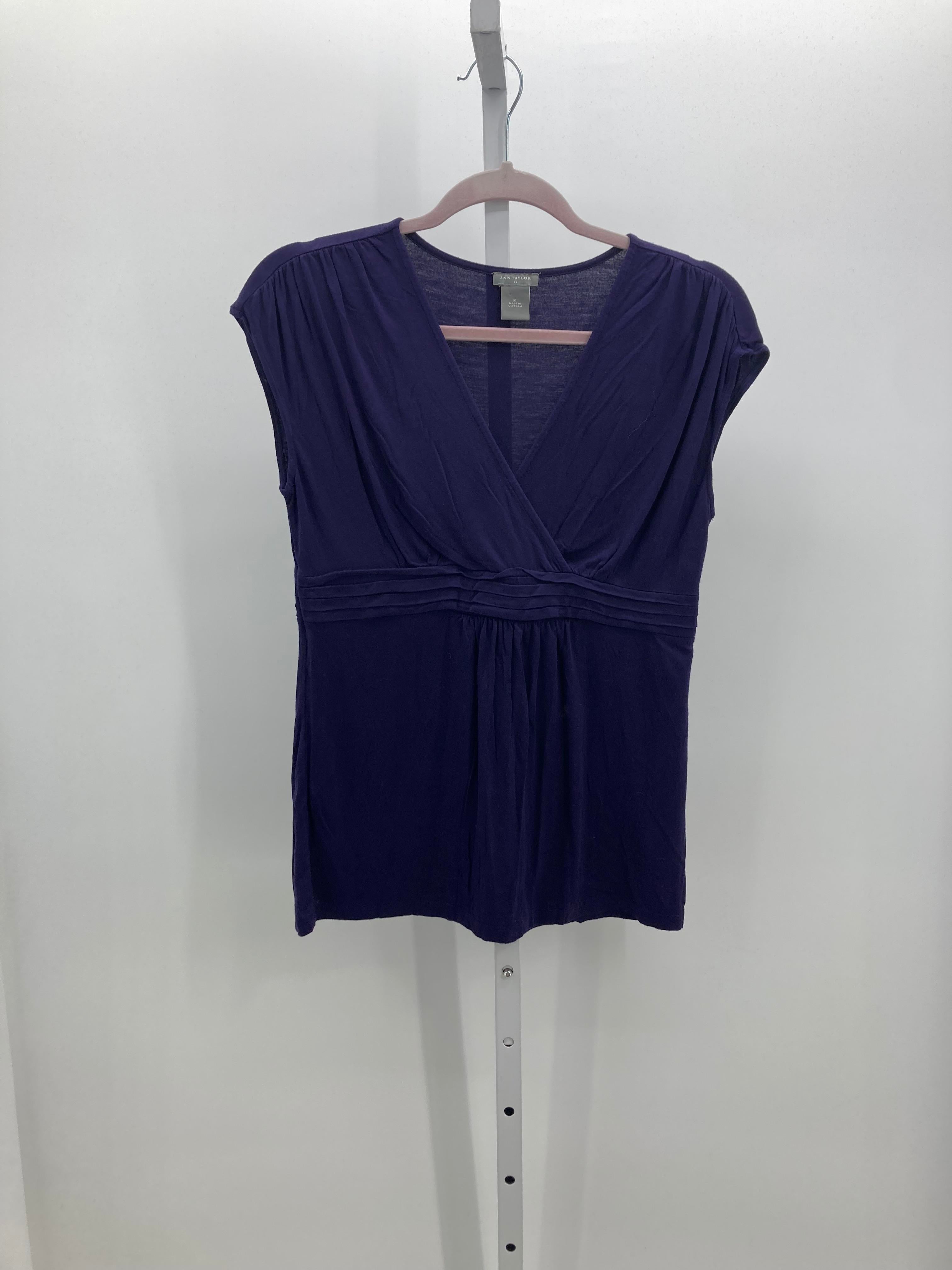Ann Taylor Size Medium Misses Sleeveless Shirt