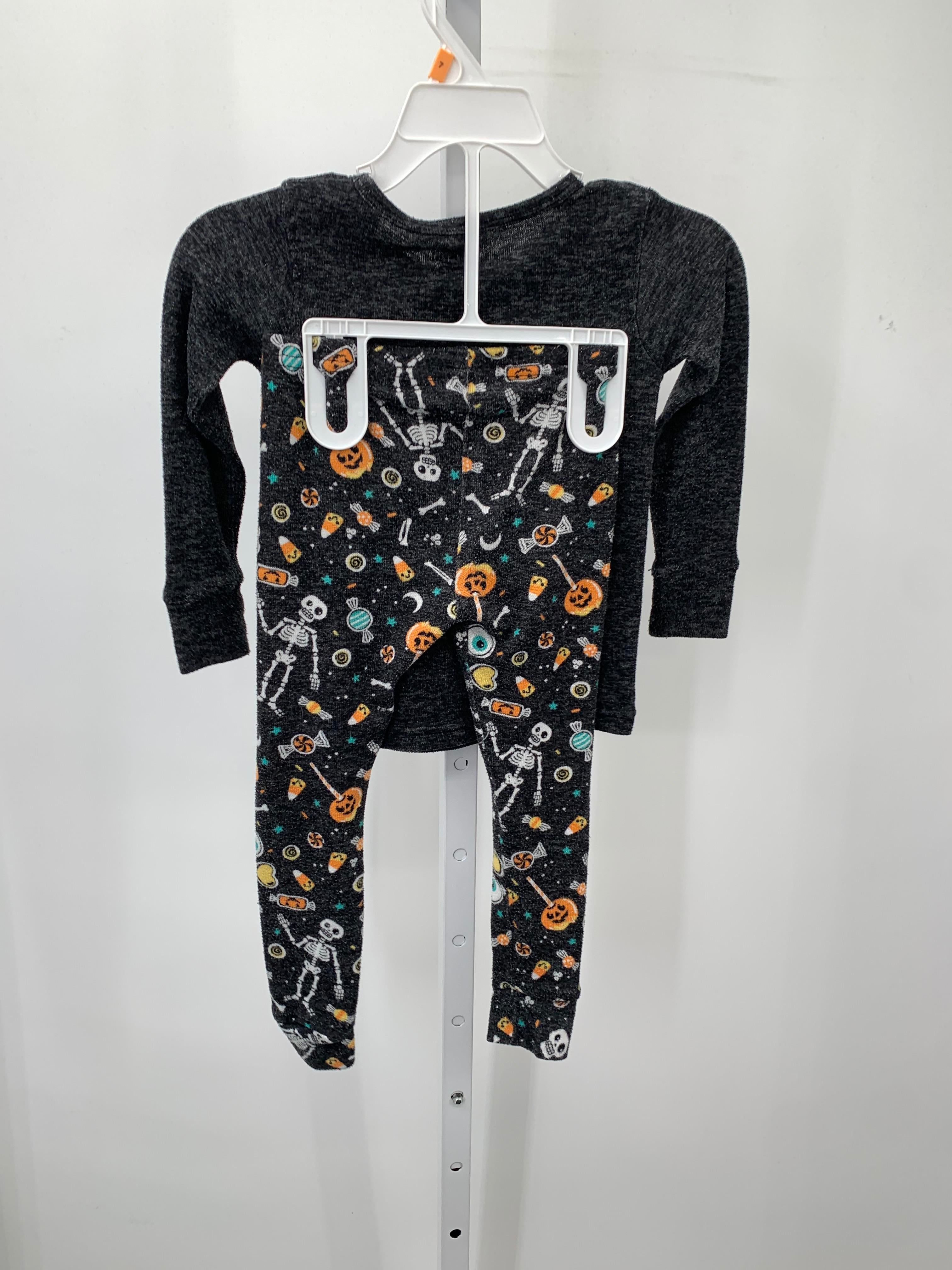 PAJAMAS SKELETON CANDY CORN.