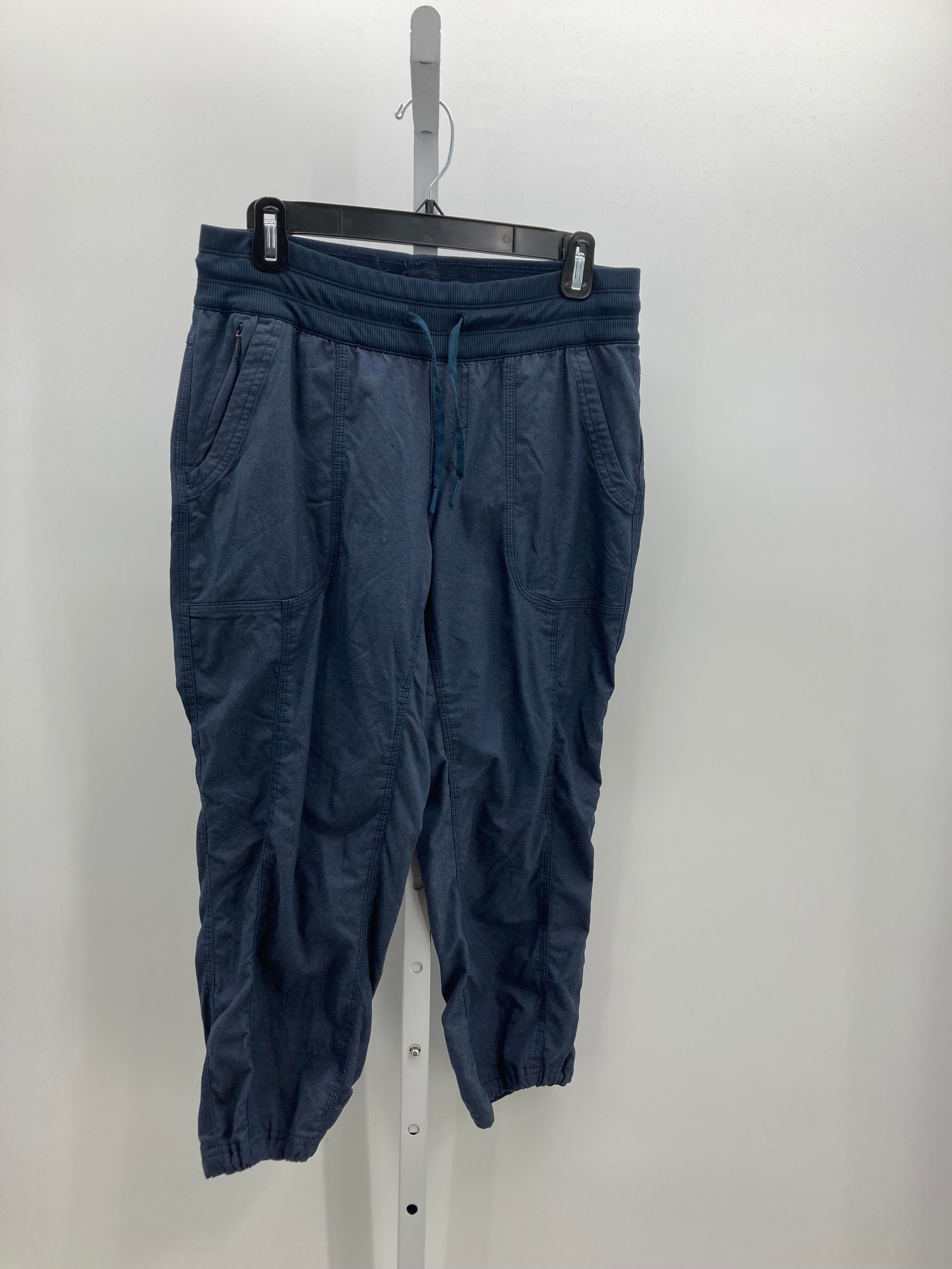 The North Face Size Medium Misses Capri Pants