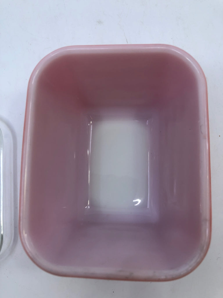 VTG SMALL RED SQUARE FRIDGE DISH W LID.