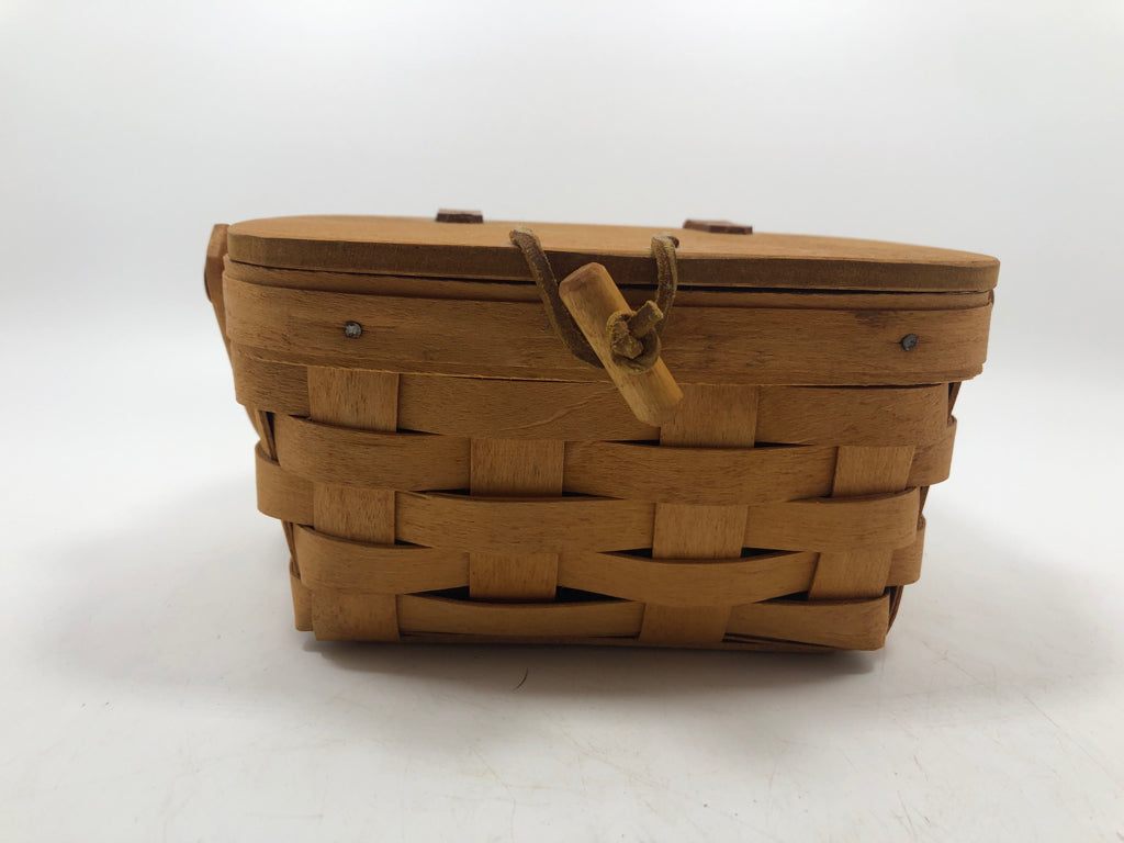 KIDDIE PURSE LONGABERGER BASKET.