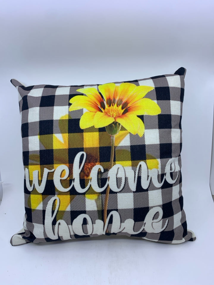 BUFFALO PLAID WELCOME HOME SUNFLOWER PILLOW.