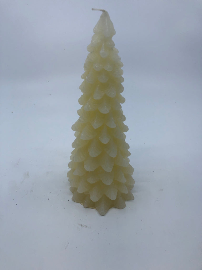 WHITE CHRISTMAS TREE CANDLE.